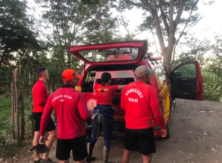 Corpo de homem que tentou atravessar rio poty a nado é encontrado- Foto: Matehus Oliveira