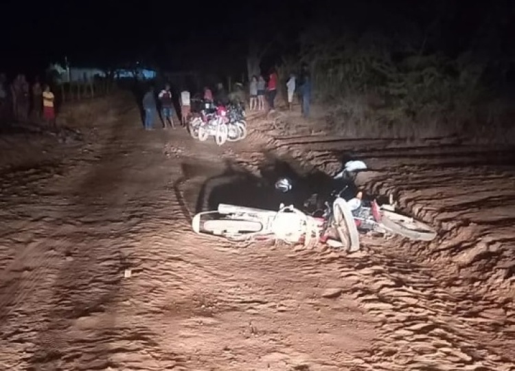 Homem morre em colisão frontal entre motos na zona rural de Betânia do Piauí — Foto: Reprodução