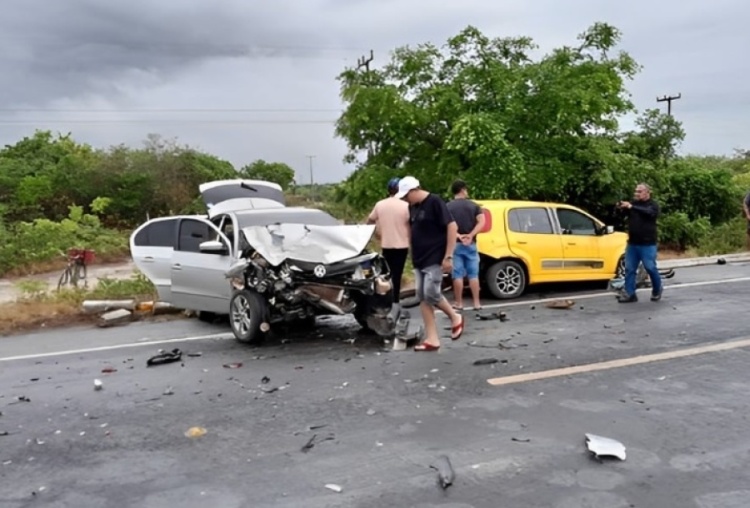 Colisão entre veículos deixa um morto e 3 feridos em Buriti dos Lopes (Reprodução)