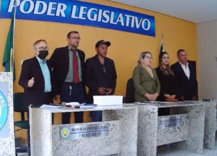   Mesa diretora da Câmara Municipal de Boa Hora