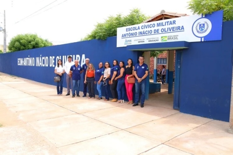 Semed busca inspiração no modelo da escola cívico militar de Altos (Foto: Divulgação / SEMED)