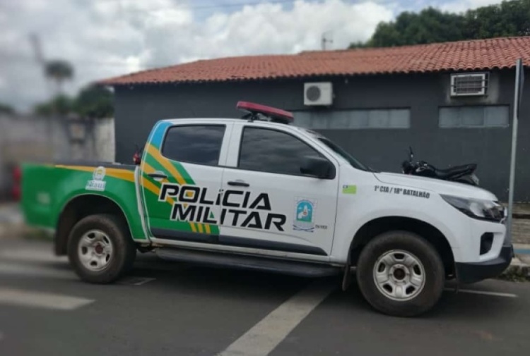 Mulher entra em luta corporal com idoso após roubar arroz em casa no Piauí (Foto: Reprodução)