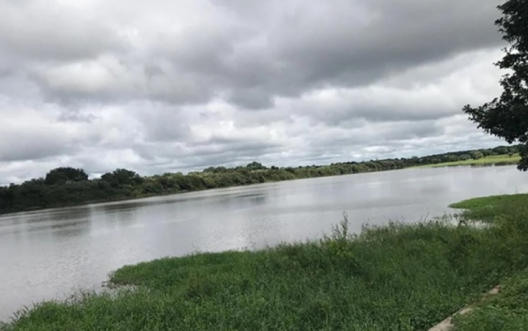 Rio Marathaoan ultrapassa cota de atenção na cidade de Barras, alerta CPRM - Imagem: Reprodução