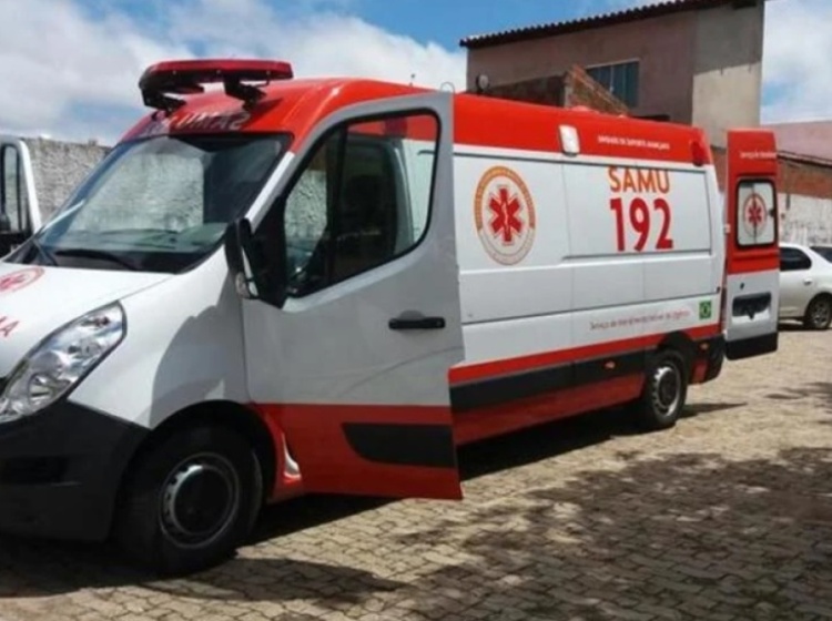 SAMU socorreu o cabo da 5° Batalhão para o Hospital de Urgência de Teresina (Foto: Reprodução)