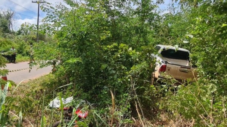 Homem morre após colisão entre moto e caminhonete no Norte do Piauí