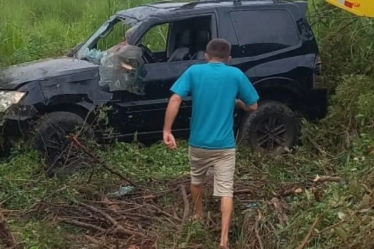 Jovem de 19 anos morre e outro fica ferido em grave acidente em Bom Jesus, Sul do Piauí — Foto: Divulgação