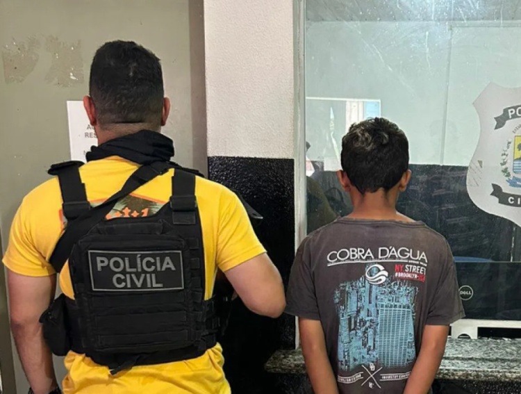 Adolescente é apreendido suspeito de envolvimento em execução de amigos em Luís Correia, litoral do Piauí — Foto: Divulgação/Polícia Civil