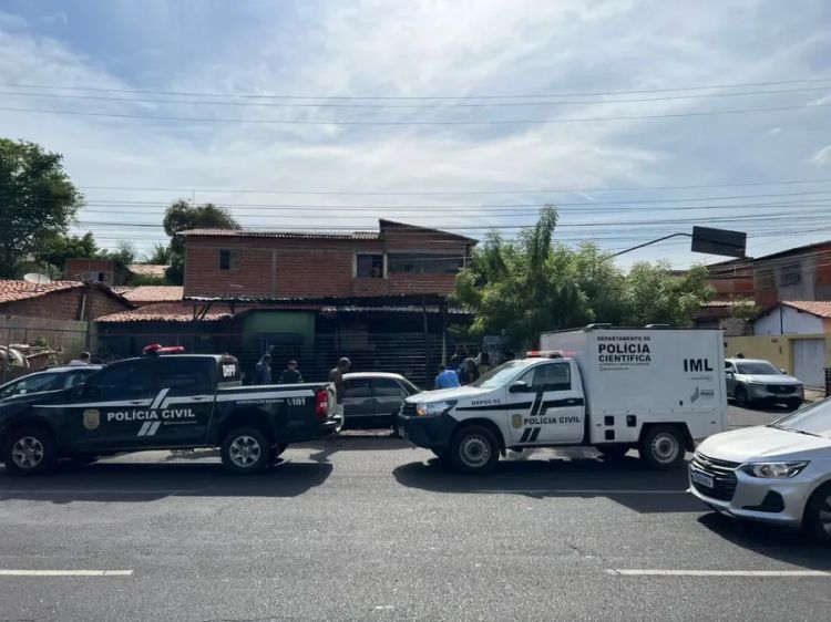 Dono de lava-jato é assassinato na frente da esposa e filhas, em Teresina — Foto: Stephanie Sabino/ g1 Piauí