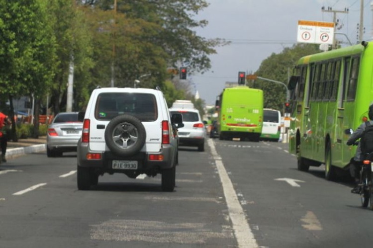 Avenida Frei Serafim, em Teresina. Capital do Piauí ficou entre as cidades com melhor mobilidade urbana e acessibilidade