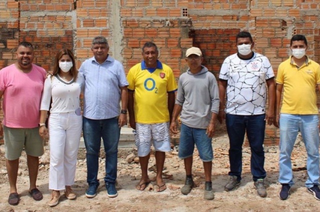 Prefeito Zé Henrique visita obras de construção do novo CRAS em N. Sra. de Nazaré