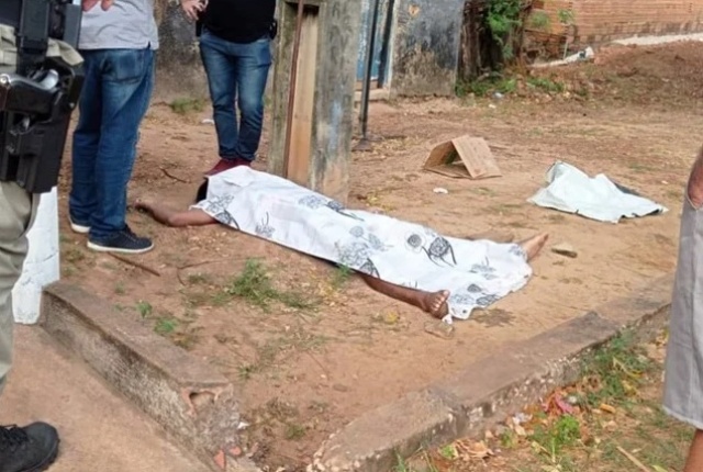 Jovem de 24 anos é assassinado com tiros na cabeça na cidade de Piripiri (PI)
